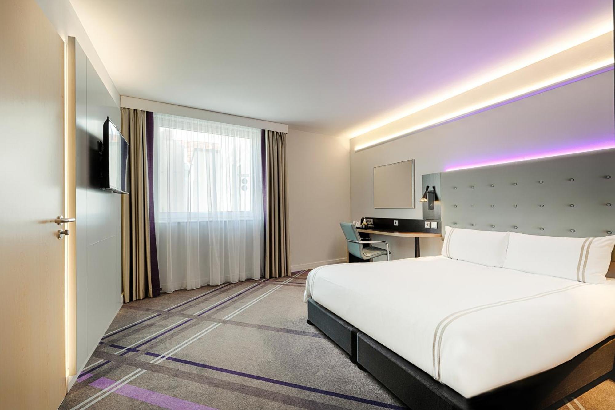 Premier Inn Berlin City Centre Exterior foto